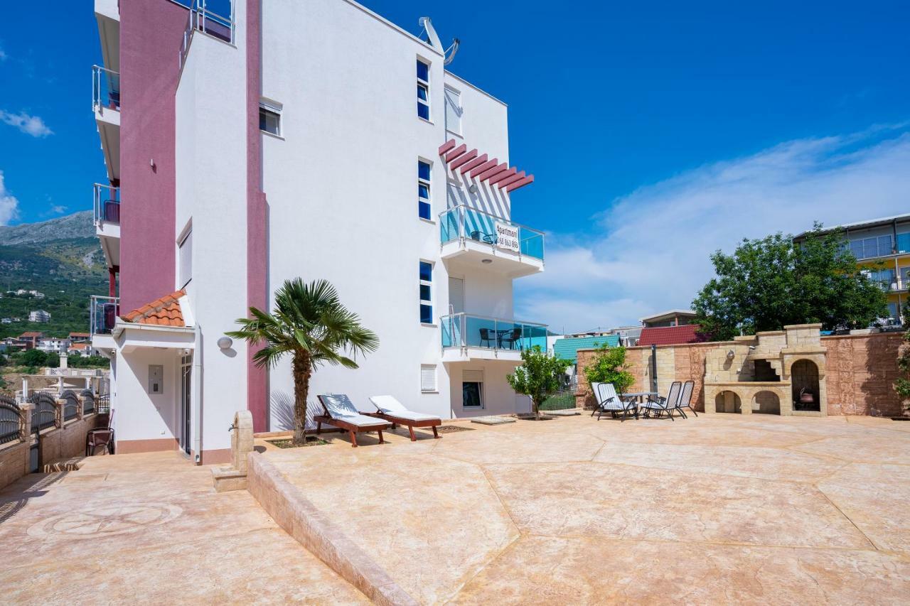 Apartments Vila A1 Dobra Voda Exterior foto