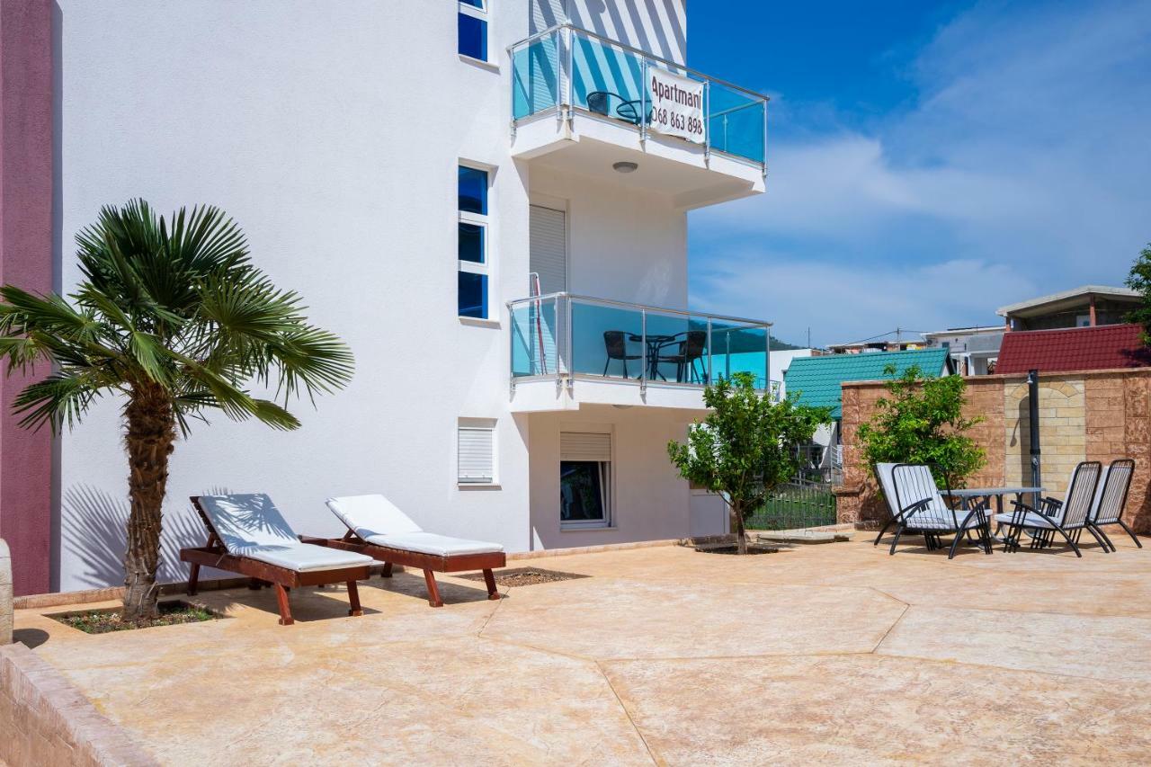 Apartments Vila A1 Dobra Voda Exterior foto